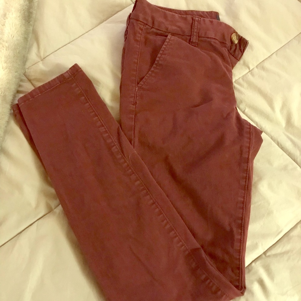 Skinny fit Maroon pants